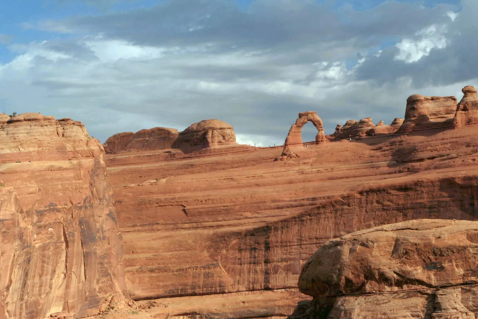 Delicate arch viewpoint